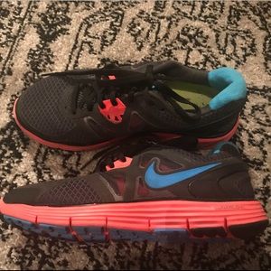 Black And Pink Nike Sneakers